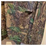 LS - RealTree Camouflage Raincoat XXL Hooded with Front Pockets
