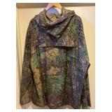 LS - RealTree Camouflage Raincoat XXL Hooded with Front Pockets