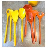 UL - Vintage Rosti Denmark Yellow Pitcher with Vintage Kitchen Utensils Set (7-Pc)