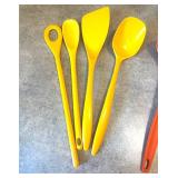 UL - Vintage Rosti Denmark Yellow Pitcher with Vintage Kitchen Utensils Set (7-Pc)