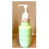 UL - Jadeite Salt & Pepper Shakers