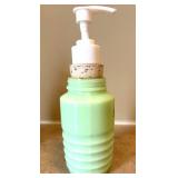 UL - Jadeite Salt & Pepper Shakers