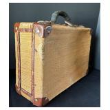 DR - Vintage Suitcase - Woven Burlap Exterior, Leather Corner Trims