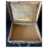 DR - Vintage Suitcase - Woven Burlap Exterior, Leather Corner Trims