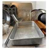 UL - Hamilton Beach Hand Mixer - Whisk Attachments & Assorted Metal Bakeware