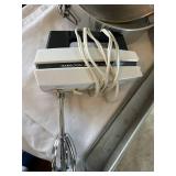 UL - Hamilton Beach Hand Mixer - Whisk Attachments & Assorted Metal Bakeware