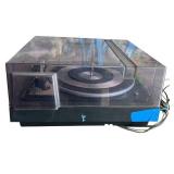 G - Realistic LAB-64 Turntable - Vintage Belt-Drive Record Player with Dust Cover