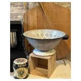 LS - 24-Inch Wooden Cutting Board with Vintage Kitchen Finds