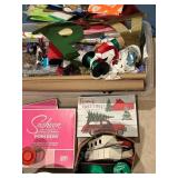 LS - Casheen Pom Bow 100 Bows Gift Wrapping Kit with Holiday Ribbon and Bags