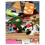 LS - Casheen Pom Bow 100 Bows Gift Wrapping Kit with Holiday Ribbon and Bags