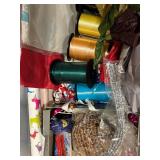 LS - Casheen Pom Bow 100 Bows Gift Wrapping Kit with Holiday Ribbon and Bags