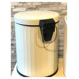 LL - White Drum Lampshade 10x14 in - Pedal Trash Can