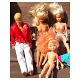 G - Barbie Vintage Dolls (Lot of 16)