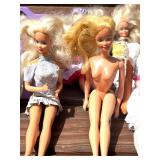 G - Barbie Vintage Dolls (Lot of 16)