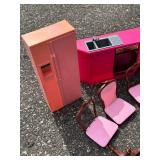 G - Barbie Pink Kitchen Playset with Mini Furniture