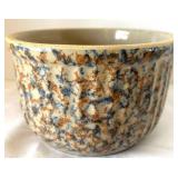 UL - Two Vintage Spongeware Bowls including a Vintage Red Wing Sponge Ware Bowl