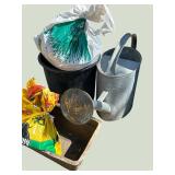 O - Scotts AccuGreen Seed Spreader with Garden Pots & Accessories