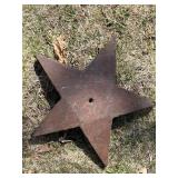 O - Vintage 5-Point Star Windmill Weight - Rusted Iron Yard Decor