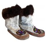 DR - Vintage Handmade Indigenous Mukluks