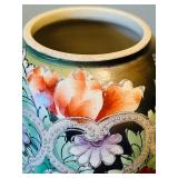 UL - Vintage Japanese Hand Painted Moriage Style Vase