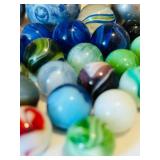 UL - Vintage Glass Marbles - Assorted Colors & Swirls, Mixed Sizes for Collectors