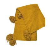 LL - Max Studio Home Yellow Throw 50 x 62 in with 4 Decorative Pillows - Made in India