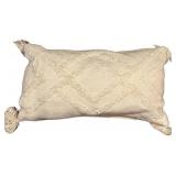 LL - Pillows (Lot of 5)