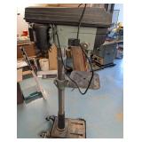 Delta 17-900 Drill Press - 16-1/2 in Swing Floor Model, 0.75 HP, 115/230V