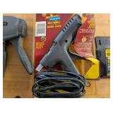 Arrow TR-550 Glue Gun, Rockler 2-in-1 Cornering Tool, Stanley 100-Count Blades
