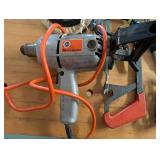 Black & Decker Polisher with Cords and Accessories - Bench/Handheld Tool