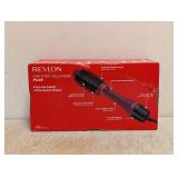 NEW REVLON ONE-STEP VOLUMIZER PLUS