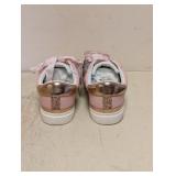 NEW ART CLASS KIDS KAITLYN SNEAKERS SIZE 5 PINK