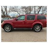 2006 NISSAN PATHFINDER SE *2 Owner | All Wheel Drive | No Accidents Reported* (NO RESERVE)