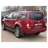 2006 NISSAN PATHFINDER SE *2 Owner | All Wheel Drive | No Accidents Reported* (NO RESERVE)