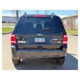 2010 FORD ESCAPE XLT *All wheel Drive* (NO RESERVE)
