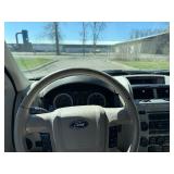 2010 FORD ESCAPE XLT *All wheel Drive* (NO RESERVE)
