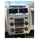 2010 FORD ESCAPE XLT *All wheel Drive* (NO RESERVE)