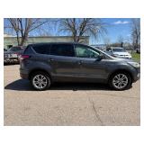 2017 FORD ESCAPE SE *No Accidents Reported* (NO RESERVE)