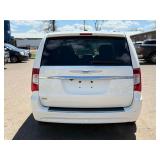 2013 CHRYSLER TOWN AND COUNTRY TOURING *No Accidents Reported* (NO RESERVE)