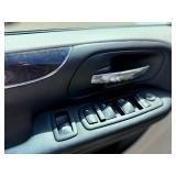 2013 CHRYSLER TOWN AND COUNTRY TOURING *No Accidents Reported* (NO RESERVE)