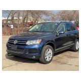 2014 VOLKSWAGEN TOUAREG TDI SPORT *All Wheel Drive | 2 Owner | No Accidents Reported | 120k Miles* (NO RESERVE)