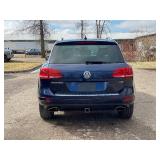 2014 VOLKSWAGEN TOUAREG TDI SPORT *All Wheel Drive | 2 Owner | No Accidents Reported | 120k Miles* (NO RESERVE)
