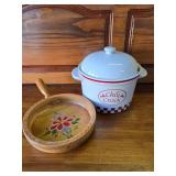 Chili Crock and Decorative Plate