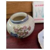 Porcelain Sweet, Ceramic Vase, Season Greetings, Pocket Sized Art Book