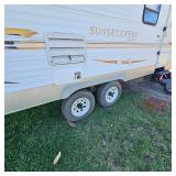 2006 " Sunset Creek" by Sunny Brook Camper-Model 279R.B. with Slide-Out