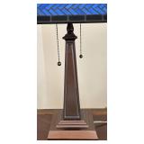 P - Tiffany-Style Stained Glass Table Lamp