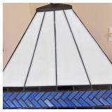 P - Tiffany-Style Stained Glass Table Lamp