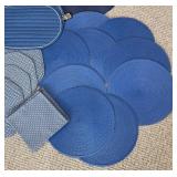 LL - Pretty Placemats with Cloth Napkins