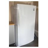 G - Whirlpool Freezer Model: WZF56R16DW06