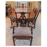 ML - Vintage Mahogany Dining Table Set with 8 Chippendale Style Chairs
